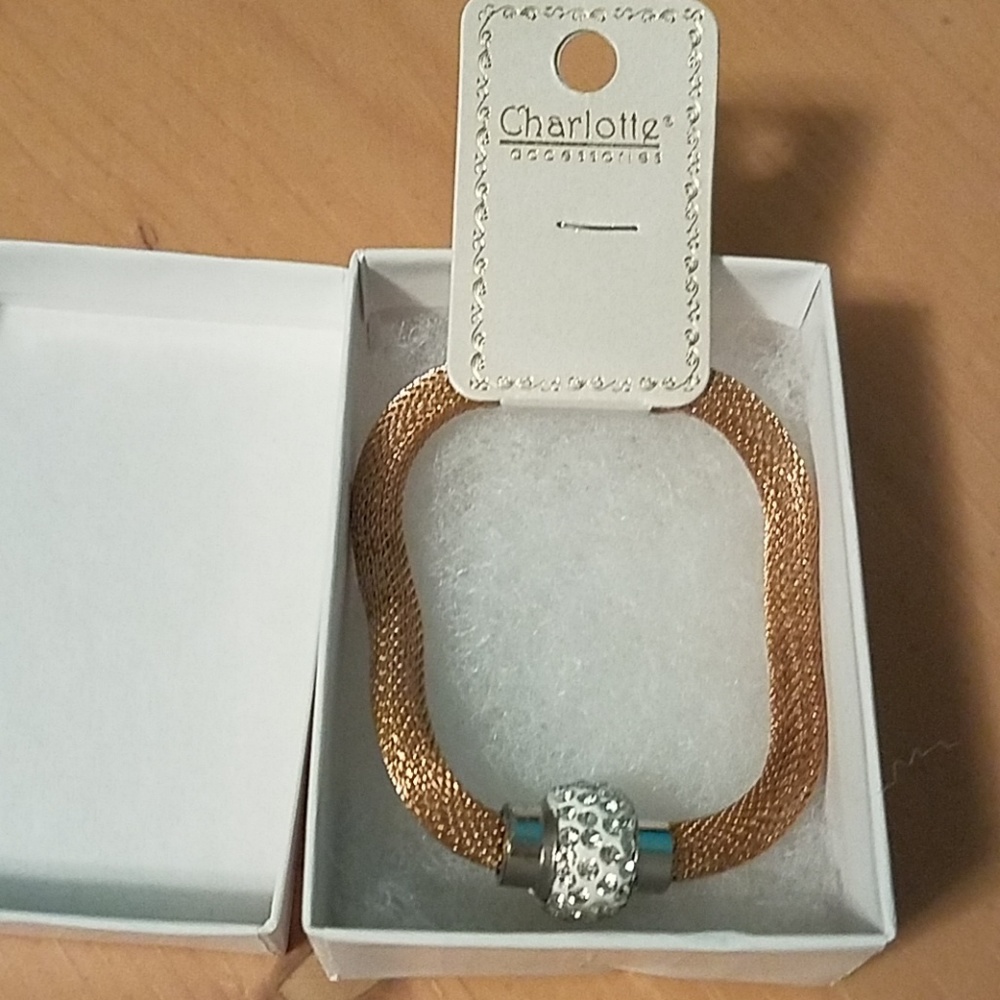 NWT Bracelet